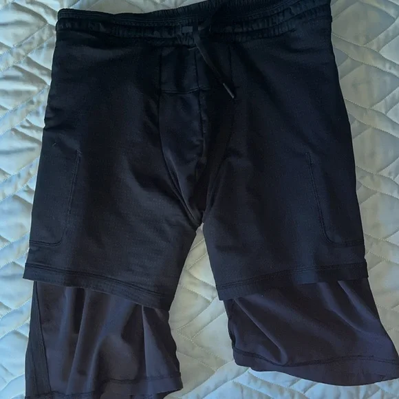 Lululemon Pace Breaker Lined Short 9" Medium (EUC) - Picture 15 of 16
